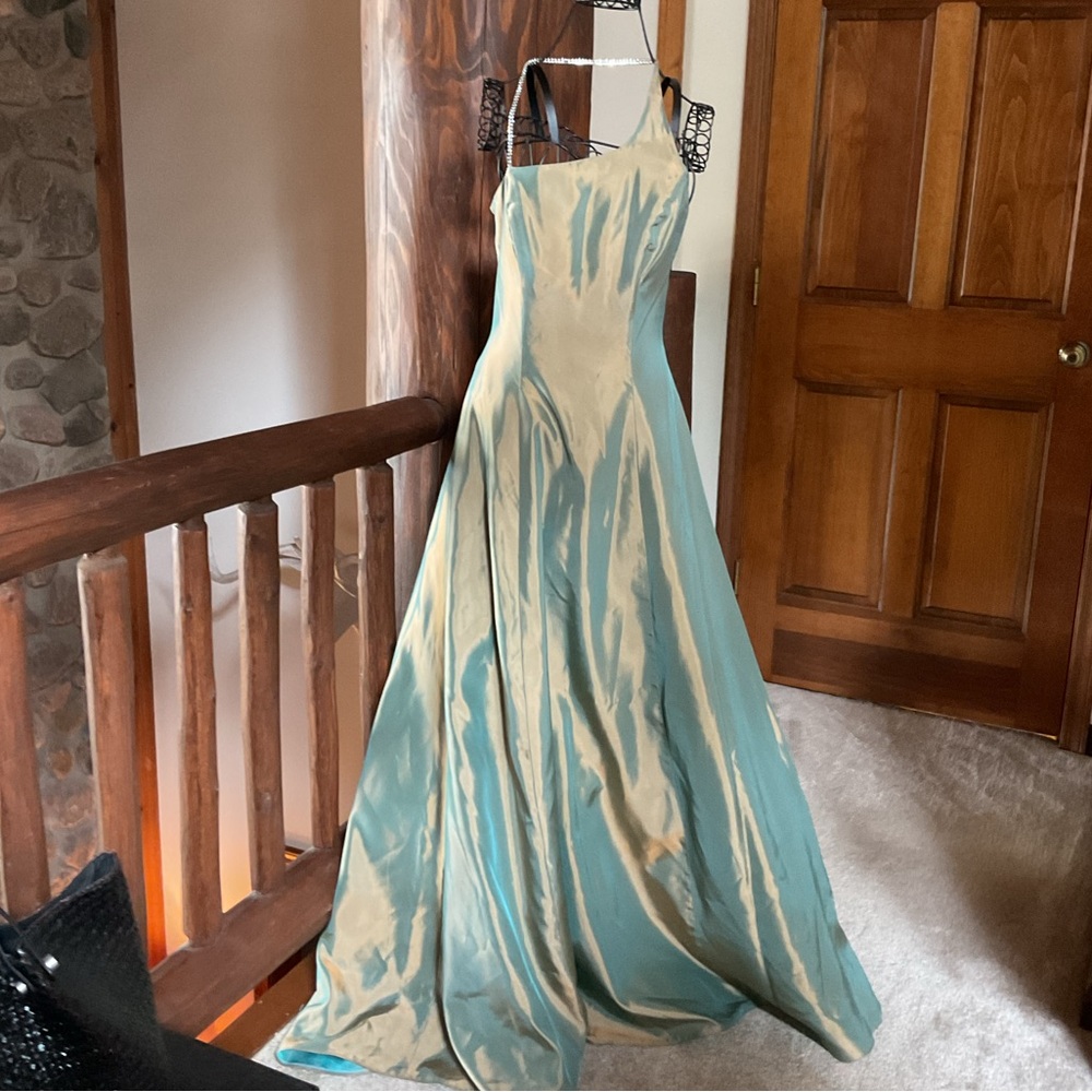 Vintage Alfred Angelo Gown, small